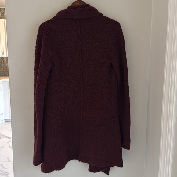 Aritzia Babaton Beekman Alpaca Boucle Cardigan Sweater XS Open Front Cranberry - Picture 8 of 11